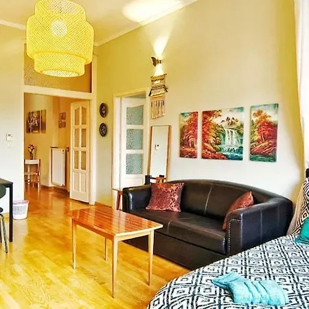 Spacious Next To Synagogue In Astoria * Budapeşte